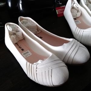 American eagle Fea flat